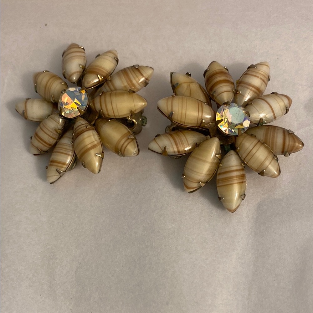 Vintage 1960’s Floral Clip-On Earrings with Rhinestones